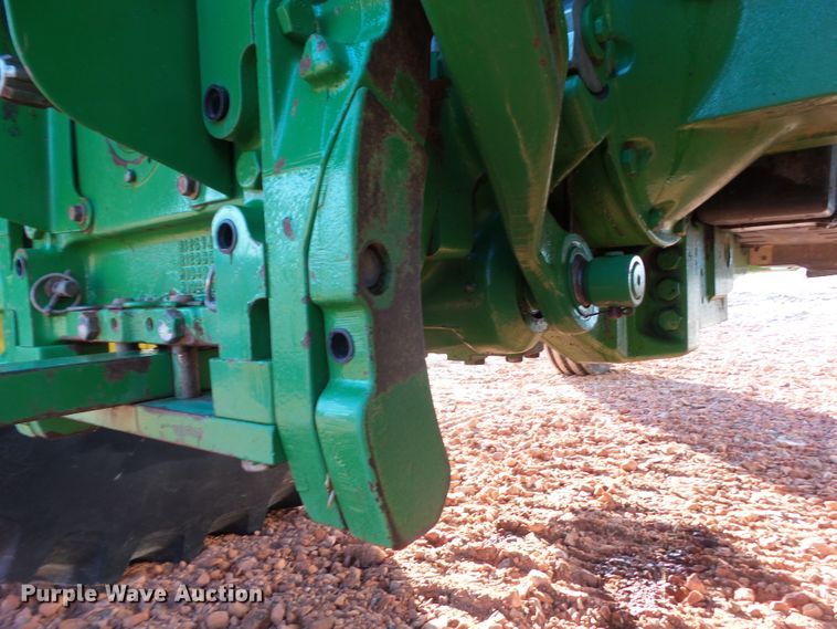 image for item DF0823 1998 John Deere 7810 tractor