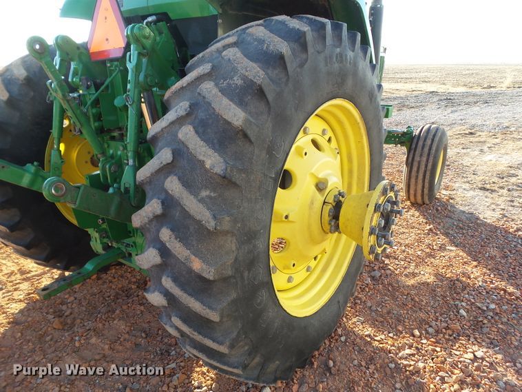 image for item DF0823 1998 John Deere 7810 tractor