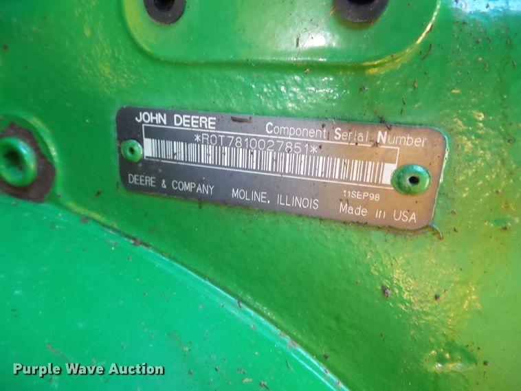 image for item DF0823 1998 John Deere 7810 tractor