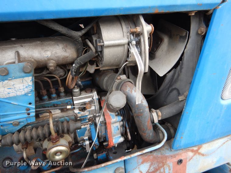 image for item DF2626 1990 Ford 8630 tractor