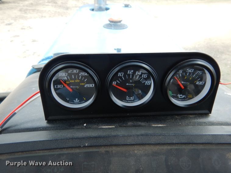 image for item DF2626 1990 Ford 8630 tractor