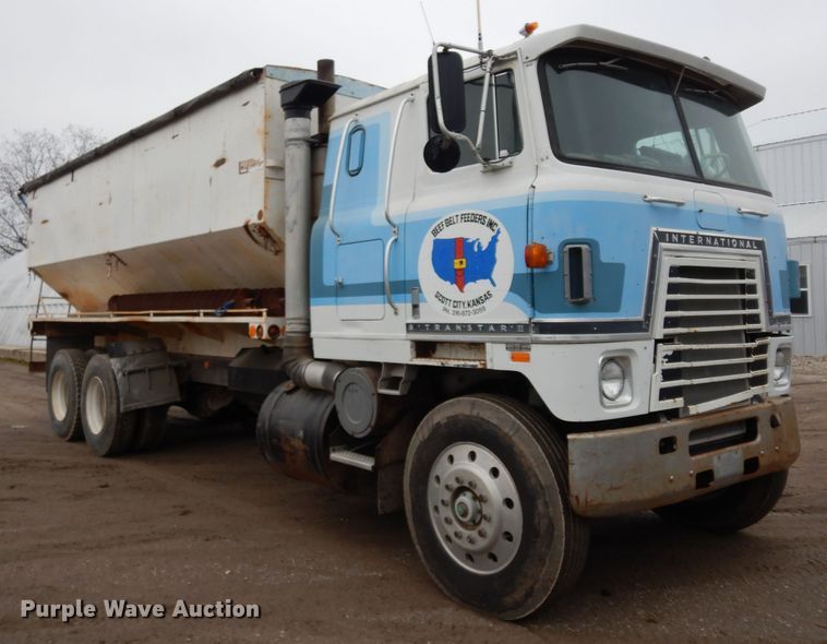 image for item DG6253 1980 International Transtar II seed tender truck