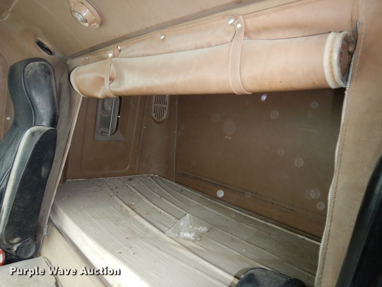 image for item DG6253 1980 International Transtar II seed tender truck