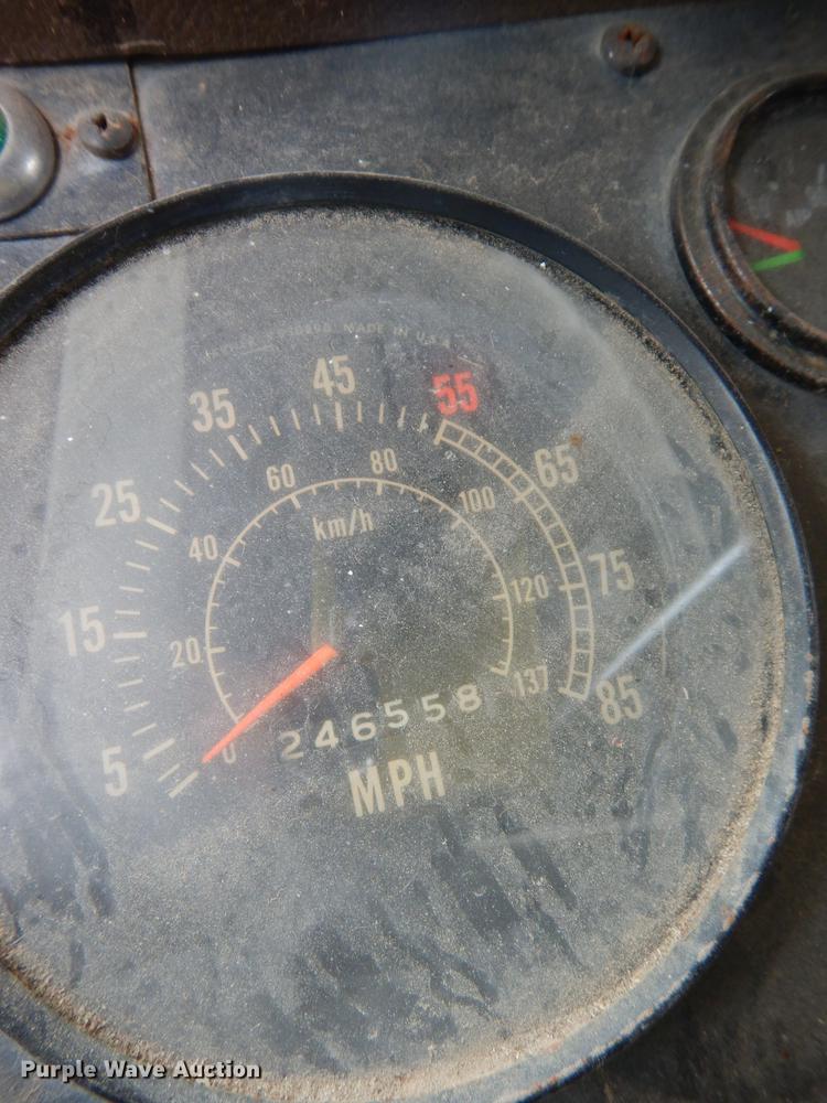 image for item DG6253 1980 International Transtar II seed tender truck