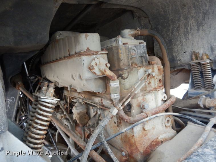 image for item DG6253 1980 International Transtar II seed tender truck