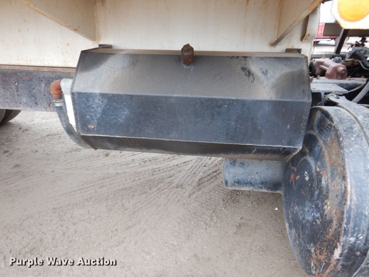 image for item DG6253 1980 International Transtar II seed tender truck