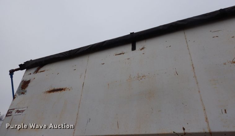 image for item DG6253 1980 International Transtar II seed tender truck