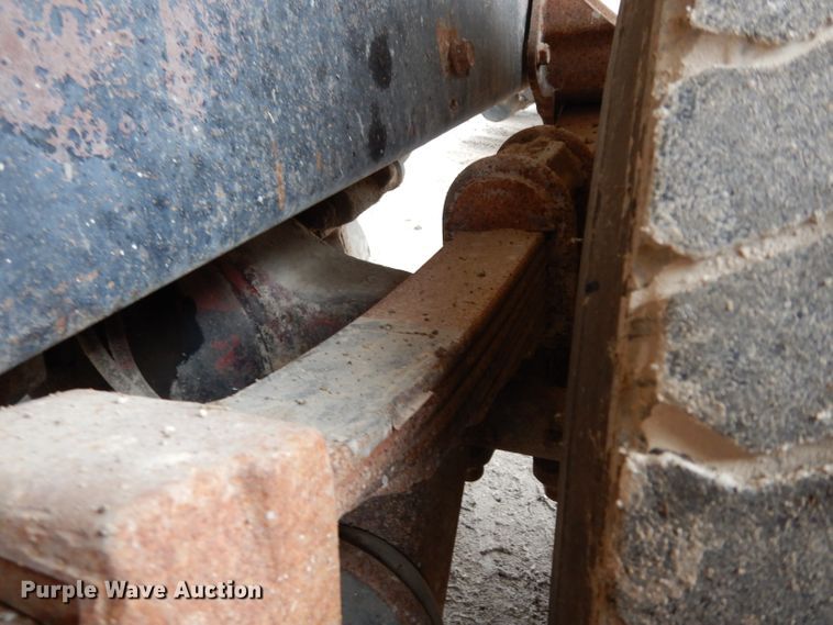 image for item DG6253 1980 International Transtar II seed tender truck