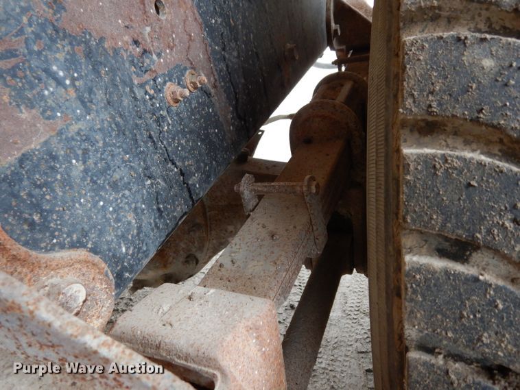 image for item DG6253 1980 International Transtar II seed tender truck