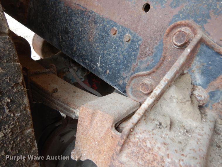 image for item DG6253 1980 International Transtar II seed tender truck