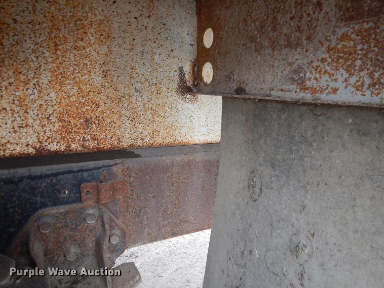 image for item DG6253 1980 International Transtar II seed tender truck