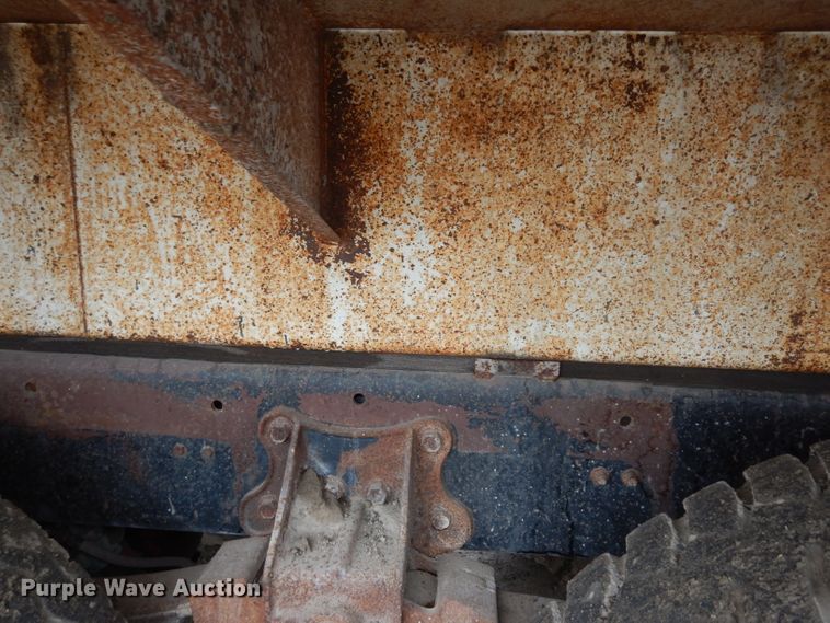 image for item DG6253 1980 International Transtar II seed tender truck