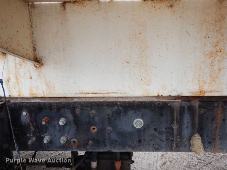 image for item DG6253 1980 International Transtar II seed tender truck