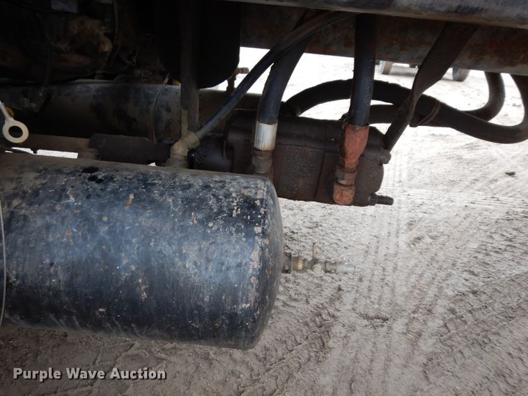 image for item DG6253 1980 International Transtar II seed tender truck