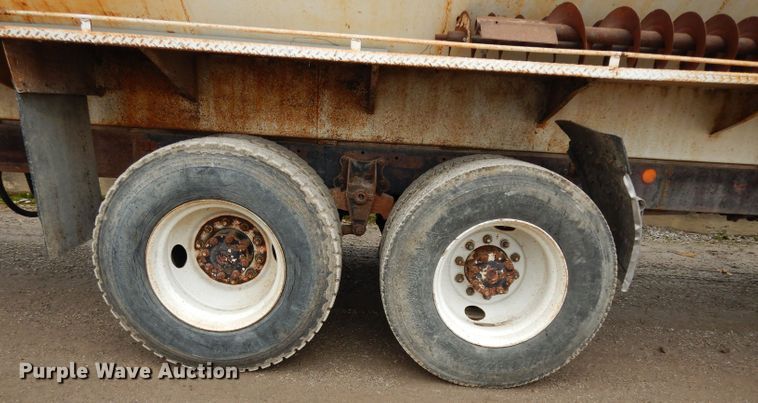 image for item DG6253 1980 International Transtar II seed tender truck