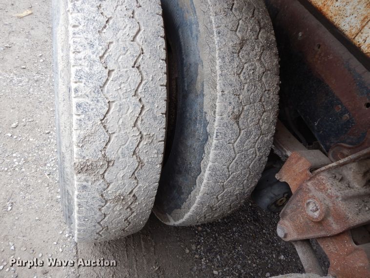 image for item DG6253 1980 International Transtar II seed tender truck