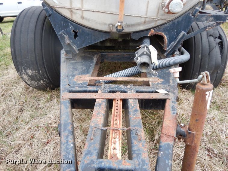 image for item DH2260 Nurse tank trailer