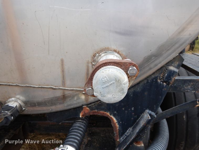 image for item DH2260 Nurse tank trailer