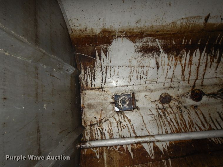 image for item DH2260 Nurse tank trailer