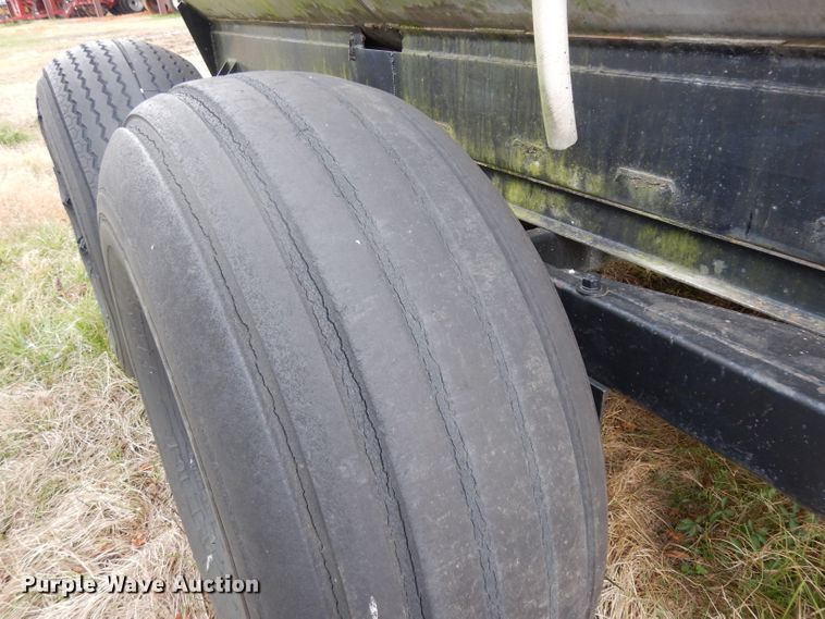 image for item DH2260 Nurse tank trailer