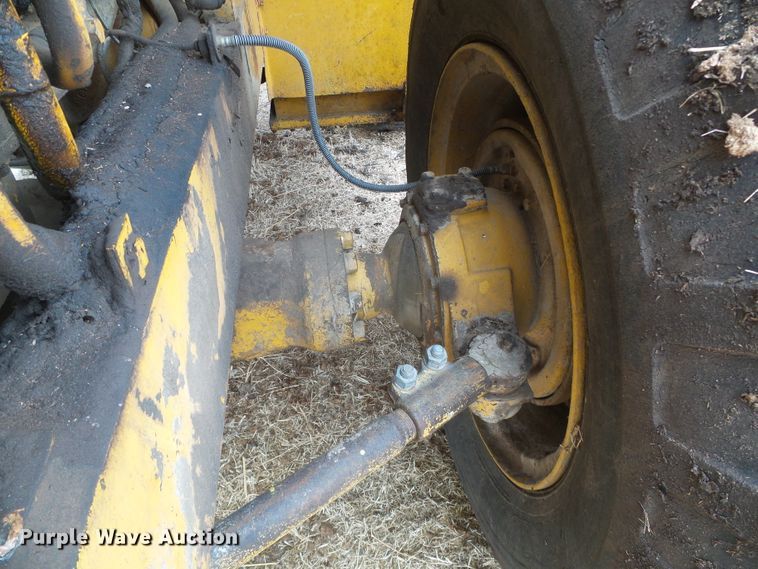 image for item DH4764 Caterpillar 922B wheel loader