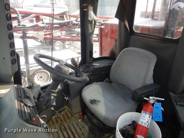 image for item DH6300 2006 Case IH SPX3150 sprayer