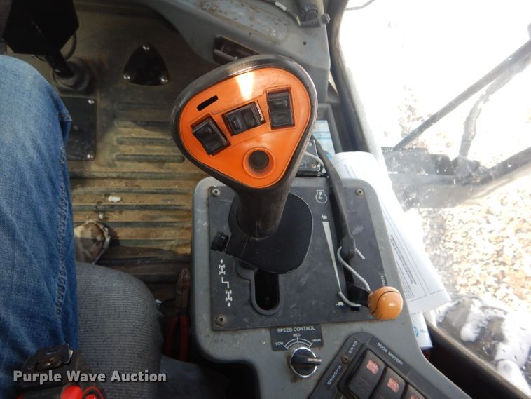 image for item DH6300 2006 Case IH SPX3150 sprayer