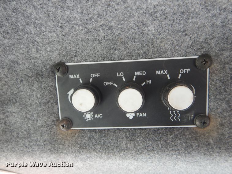 image for item DH6300 2006 Case IH SPX3150 sprayer