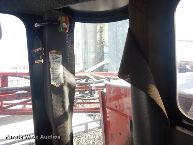 image for item DH6300 2006 Case IH SPX3150 sprayer