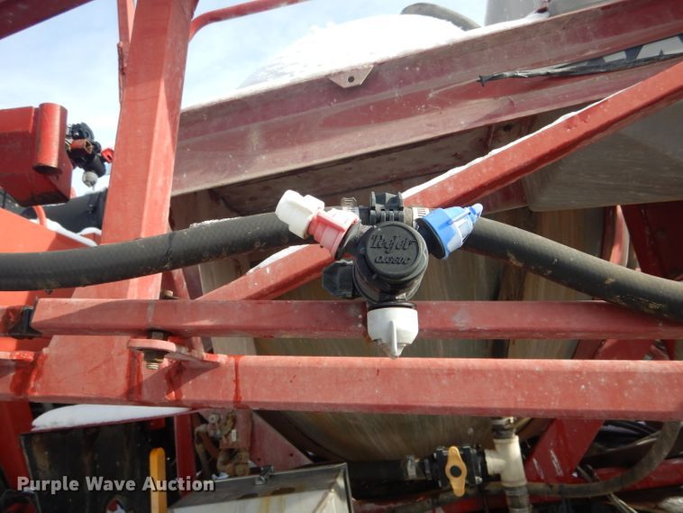 image for item DH6300 2006 Case IH SPX3150 sprayer