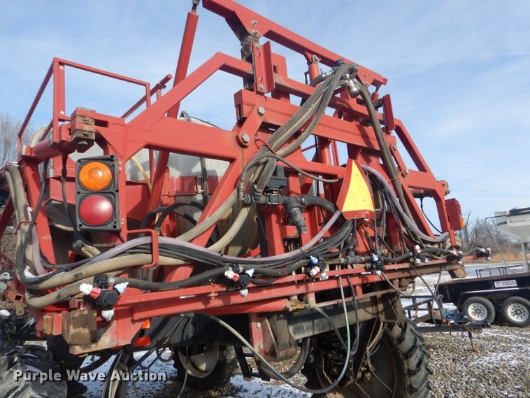 image for item DH6300 2006 Case IH SPX3150 sprayer