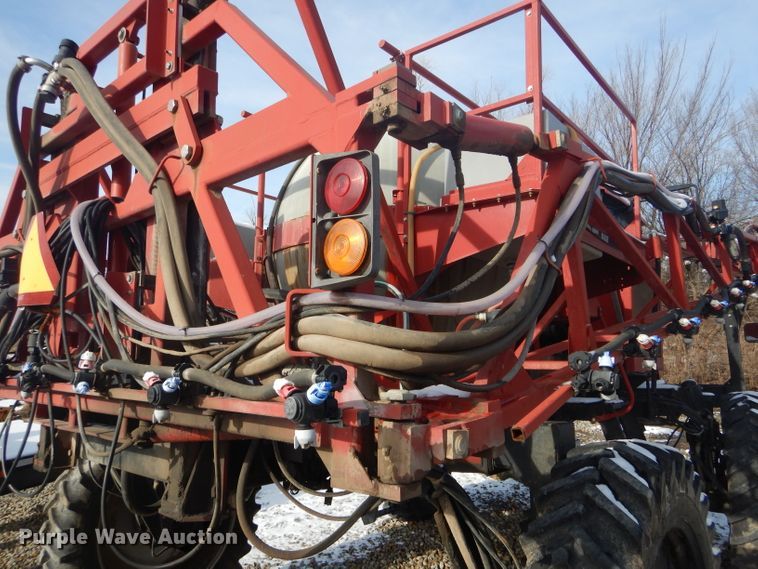 image for item DH6300 2006 Case IH SPX3150 sprayer