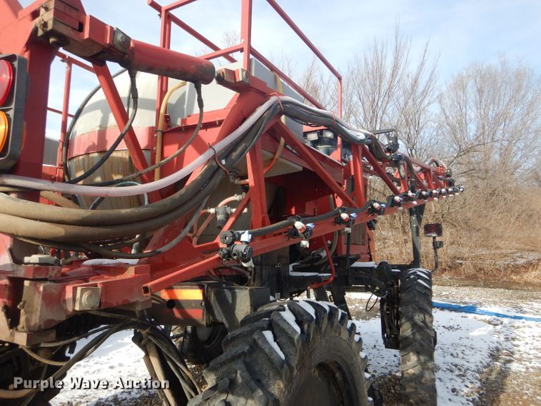 image for item DH6300 2006 Case IH SPX3150 sprayer