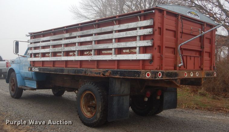 image for item DH6305 1970 Chevrolet C60 grain truck