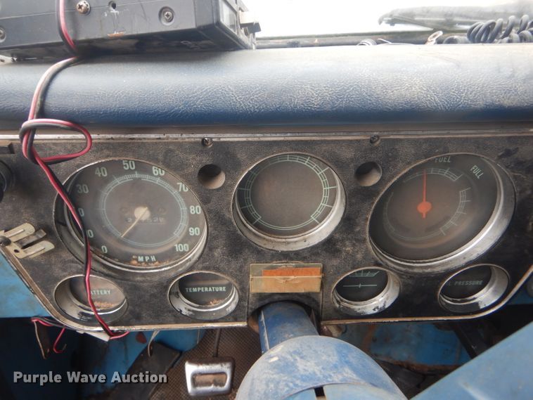 image for item DH6305 1970 Chevrolet C60 grain truck