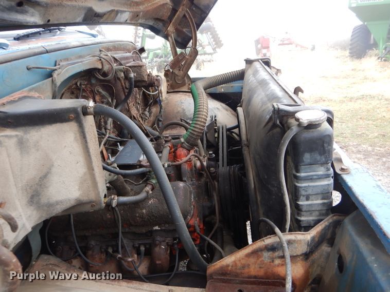 image for item DH6305 1970 Chevrolet C60 grain truck