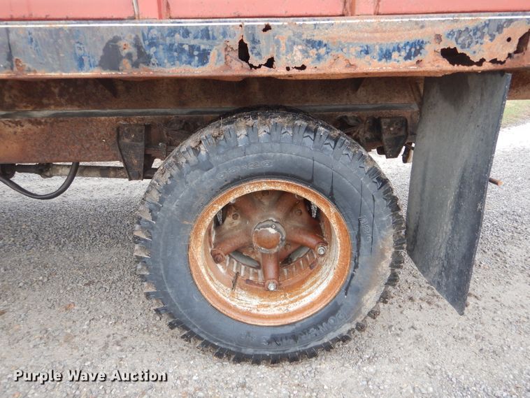 image for item DH6305 1970 Chevrolet C60 grain truck