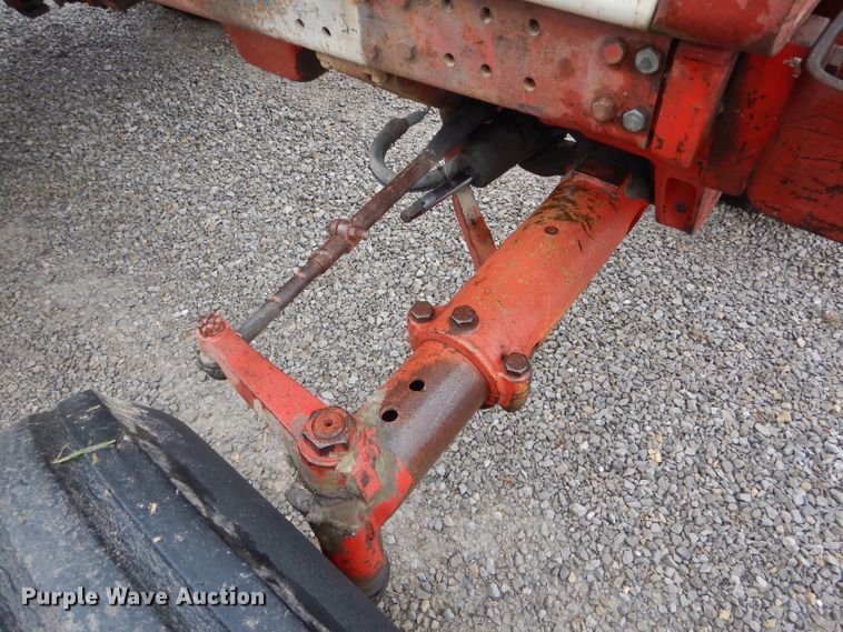 image for item DH6306 International 1066 tractor