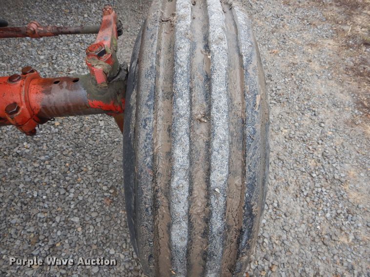 image for item DH6306 International 1066 tractor