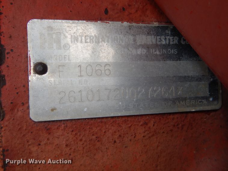 image for item DH6306 International 1066 tractor