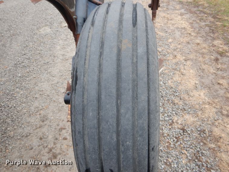 image for item DH6307 M&W 1465 disk ripper