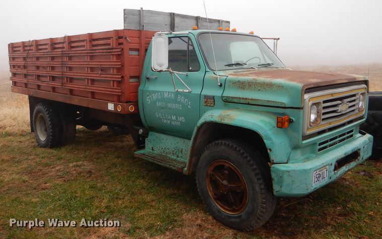 image for item DH6308 1973 Chevrolet C65 grain truck