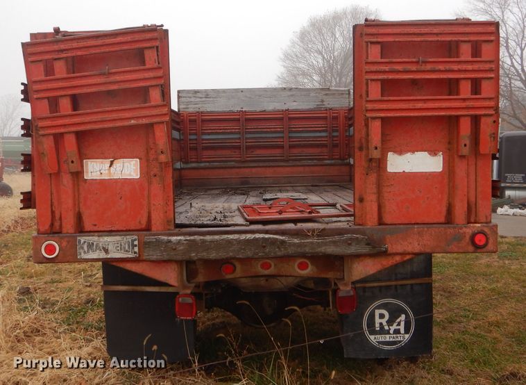image for item DH6308 1973 Chevrolet C65 grain truck