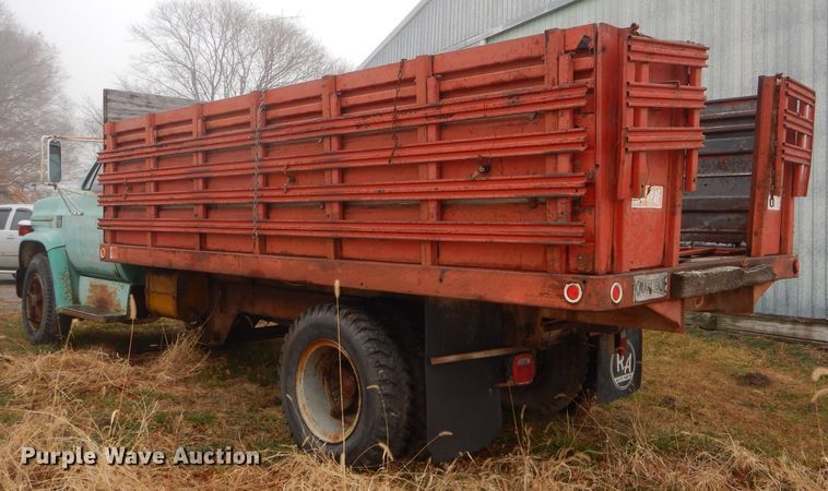 image for item DH6308 1973 Chevrolet C65 grain truck