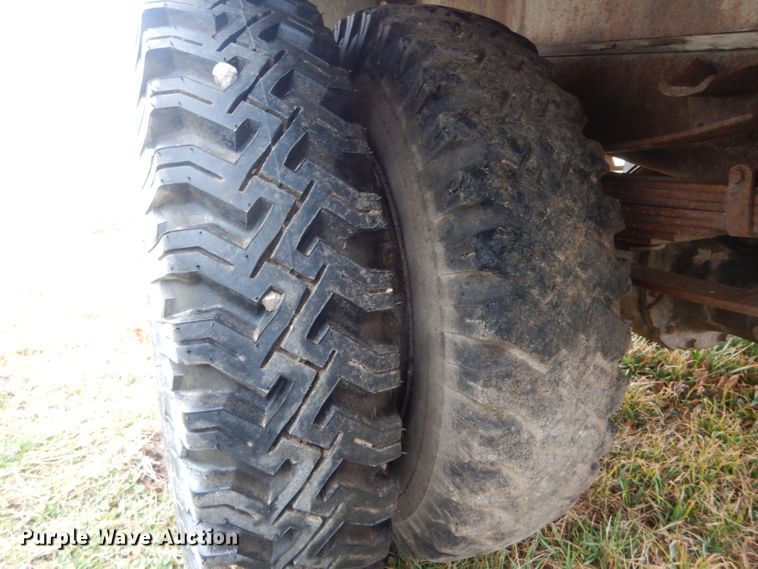 image for item DH6308 1973 Chevrolet C65 grain truck