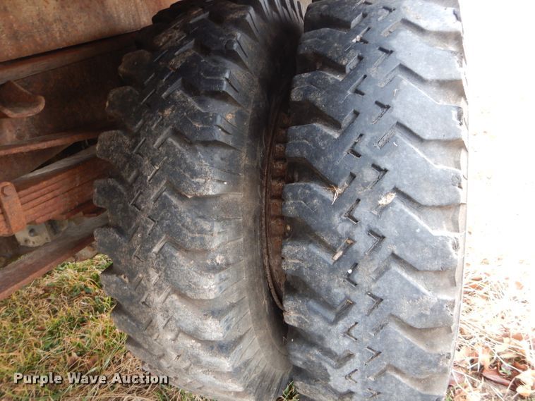 image for item DH6308 1973 Chevrolet C65 grain truck