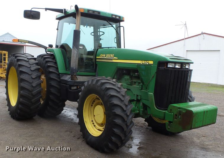 image for item DH7834 2000 John Deere 8410 MFWD tractor