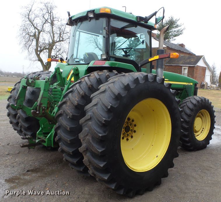 image for item DH7834 2000 John Deere 8410 MFWD tractor