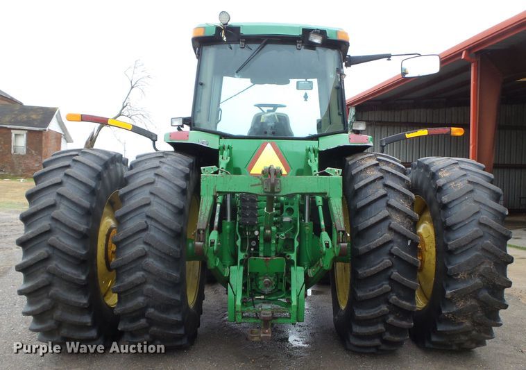 image for item DH7834 2000 John Deere 8410 MFWD tractor