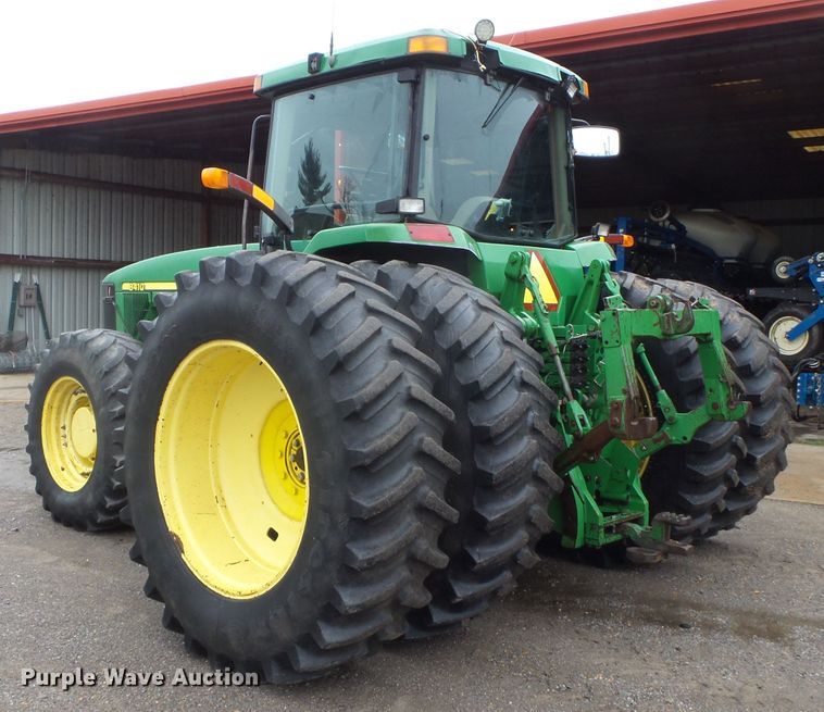 image for item DH7834 2000 John Deere 8410 MFWD tractor